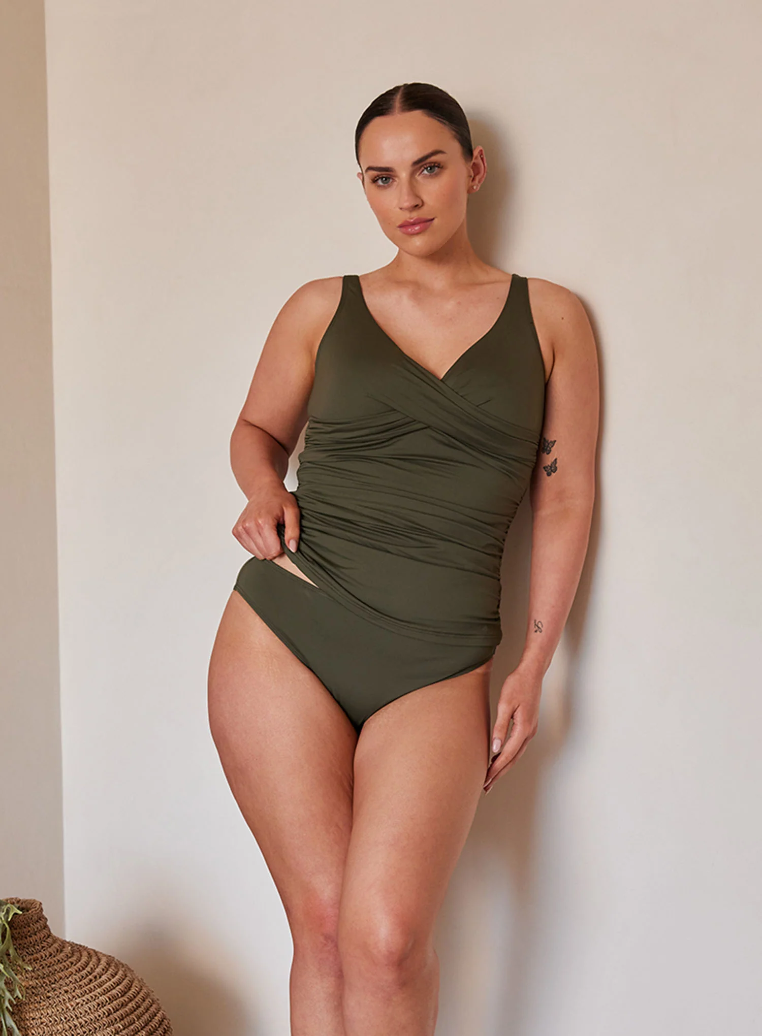 Artesands: Hues Delacroix Cross Front Tankini Top Olive - Image 4
