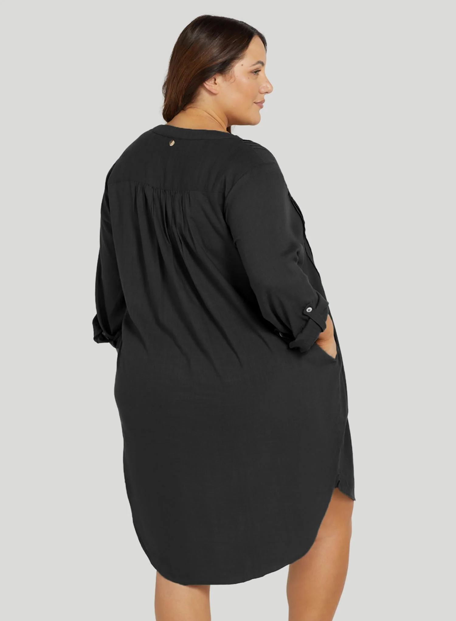 Artesands: Resort Wear Gershwin Over Shirt Cover Up Black - Image 3