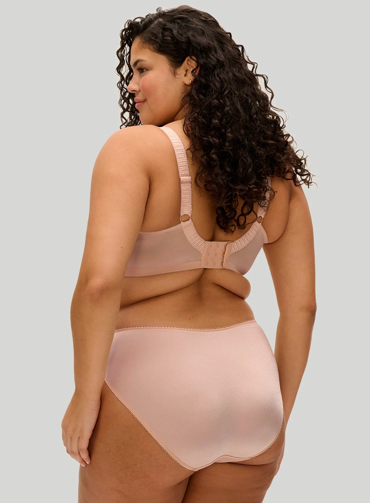 Elomi: Cate Underwired Full Cup Banded Bra Latte - Image 3