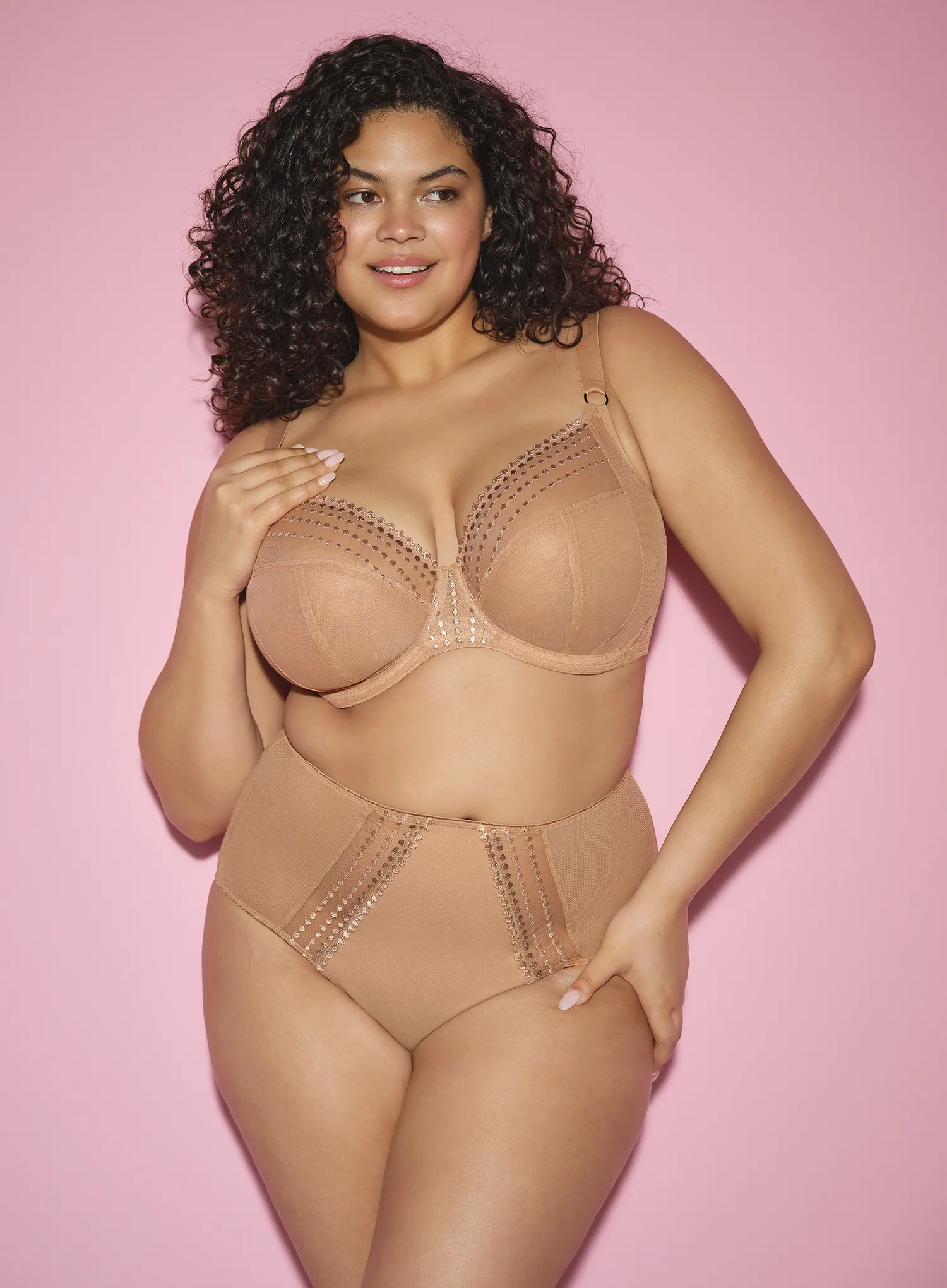 Elomi: Matilda Plunge Bra Cafe Au Lait
