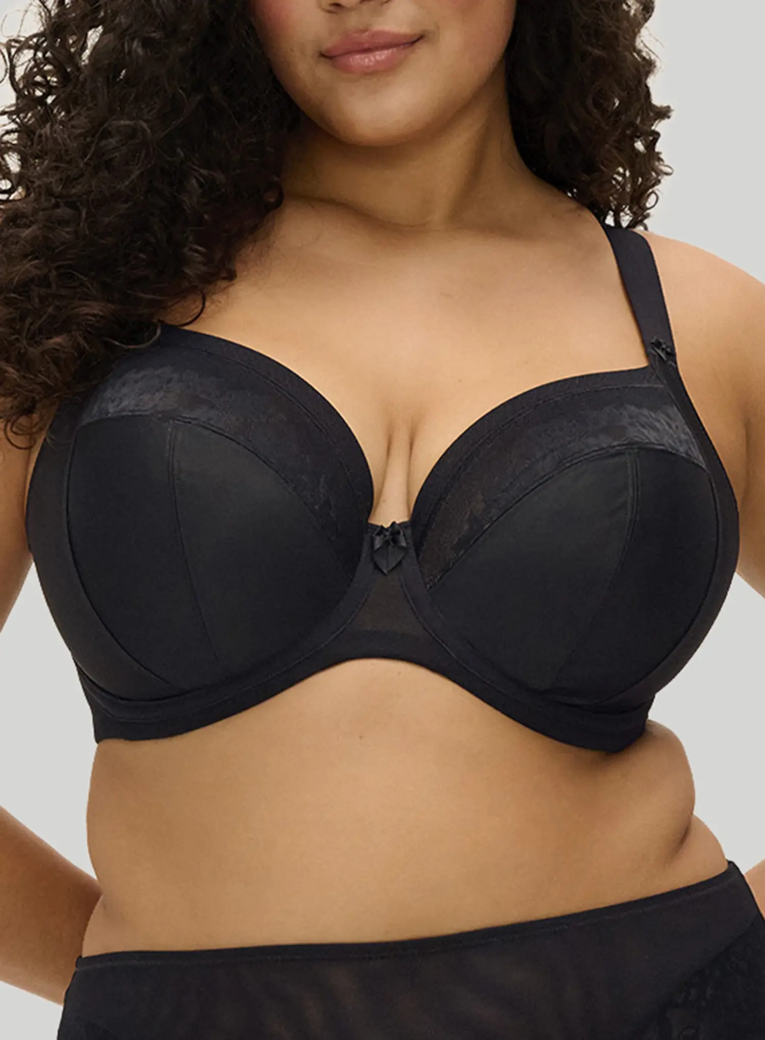 Elomi: Nerina Underwired Plunge Bra Black - Image 4
