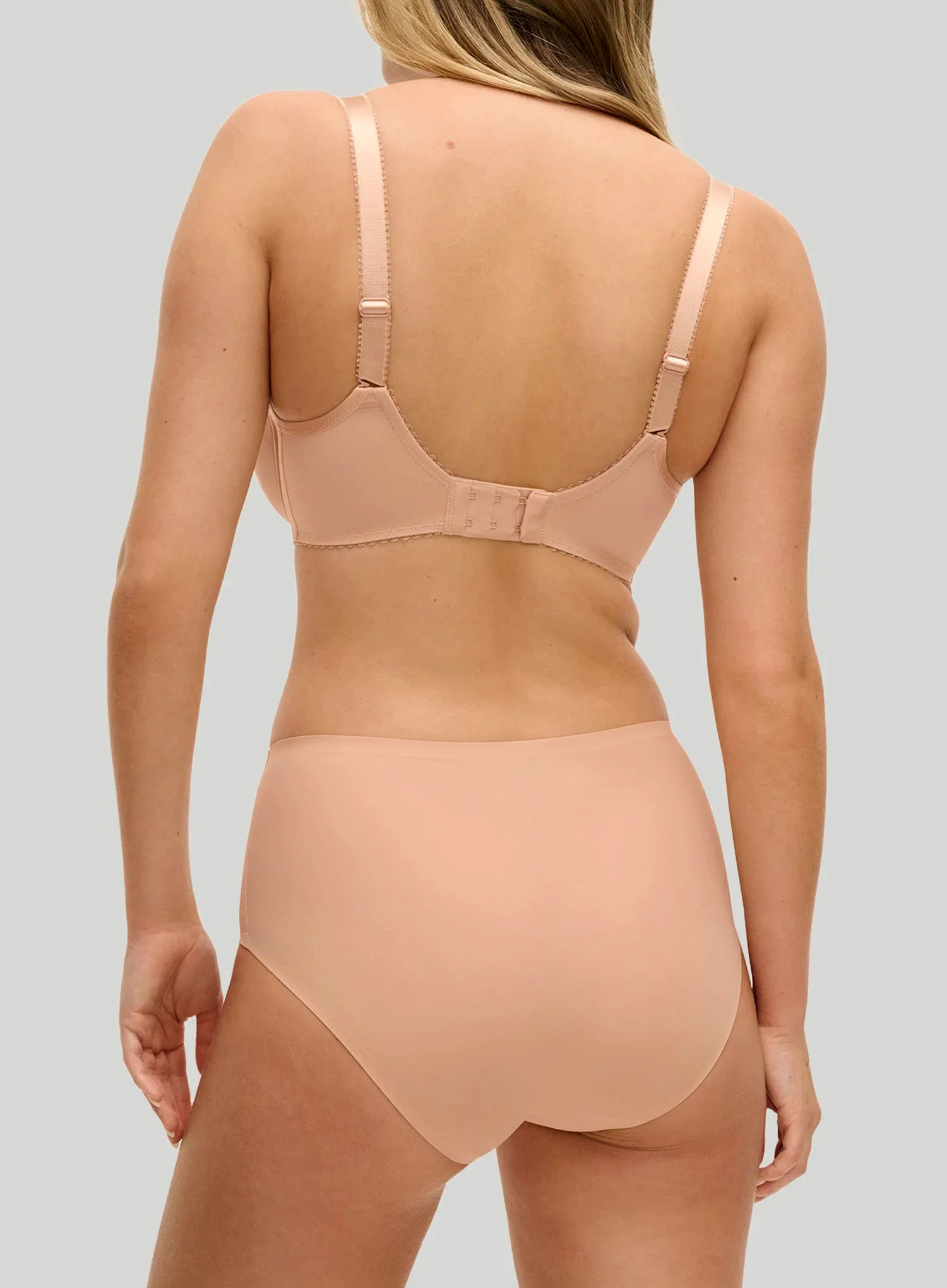 Fantasie: Smoothease Invisible Stretch Full Brief Natural Beige - Image 3