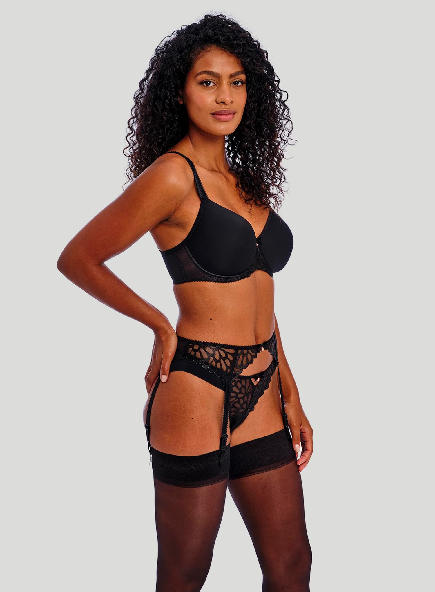 Freya: Loveland Suspender Bombshell Black - Image 2