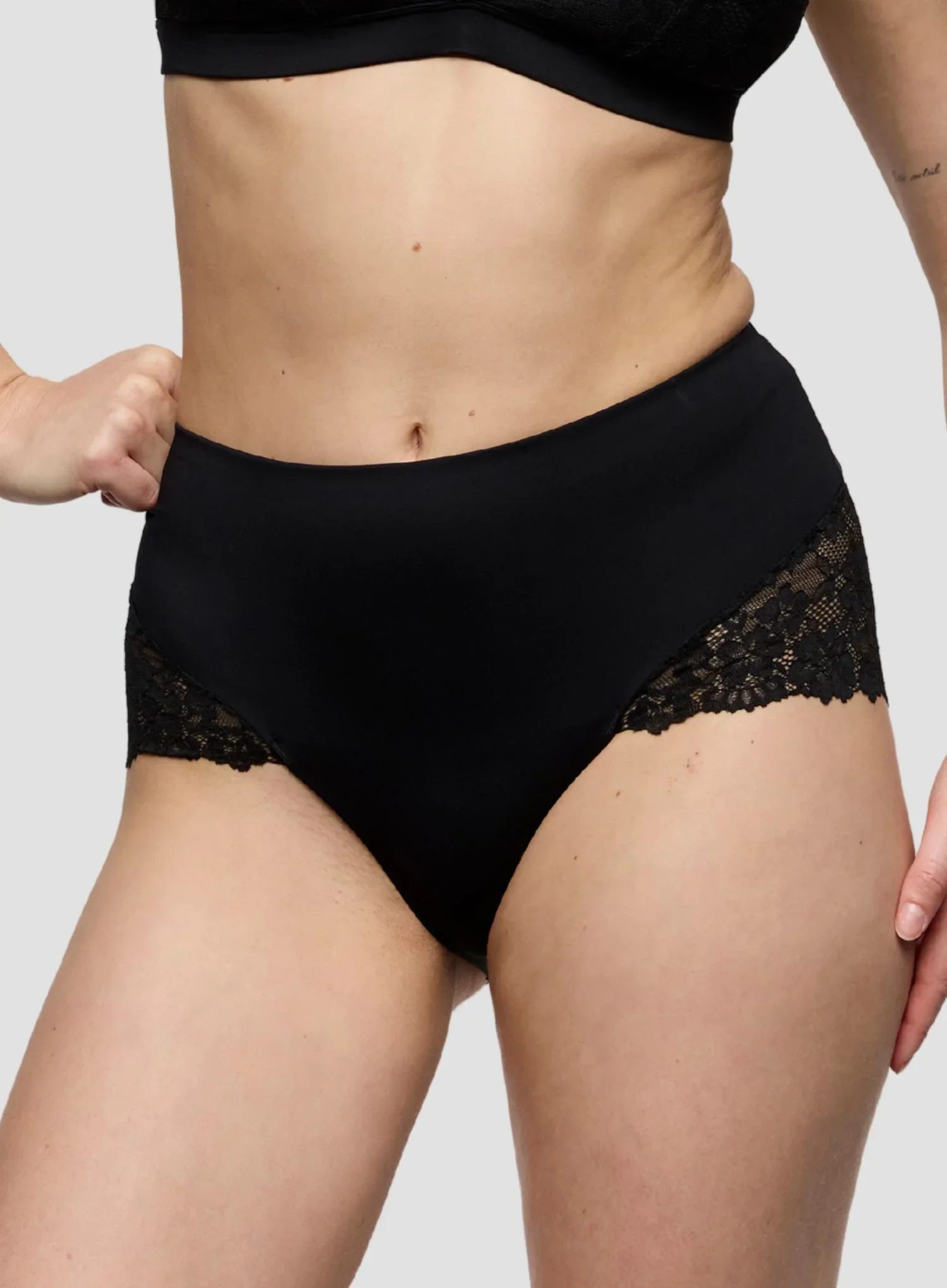 Marie Jo: Soft Studio Smoothing High Waist Brief Black - Image 4