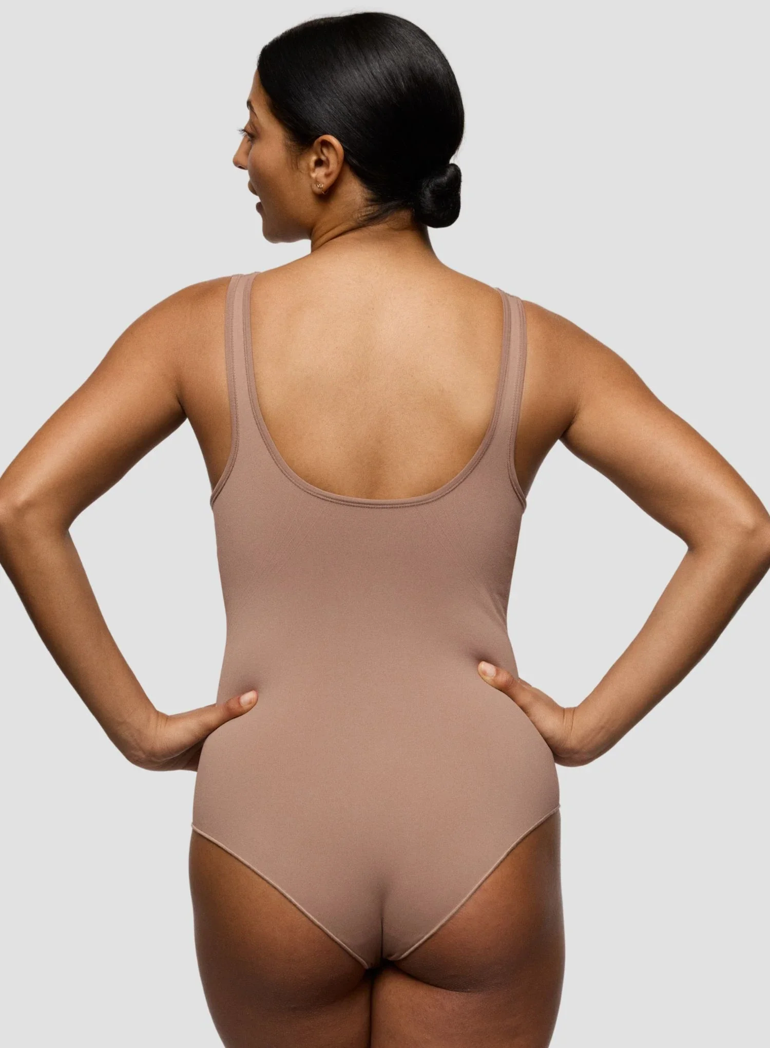 Primadonna: Nudda Non Wired Shaping Minimiser Bodysuit Ginger - Image 3