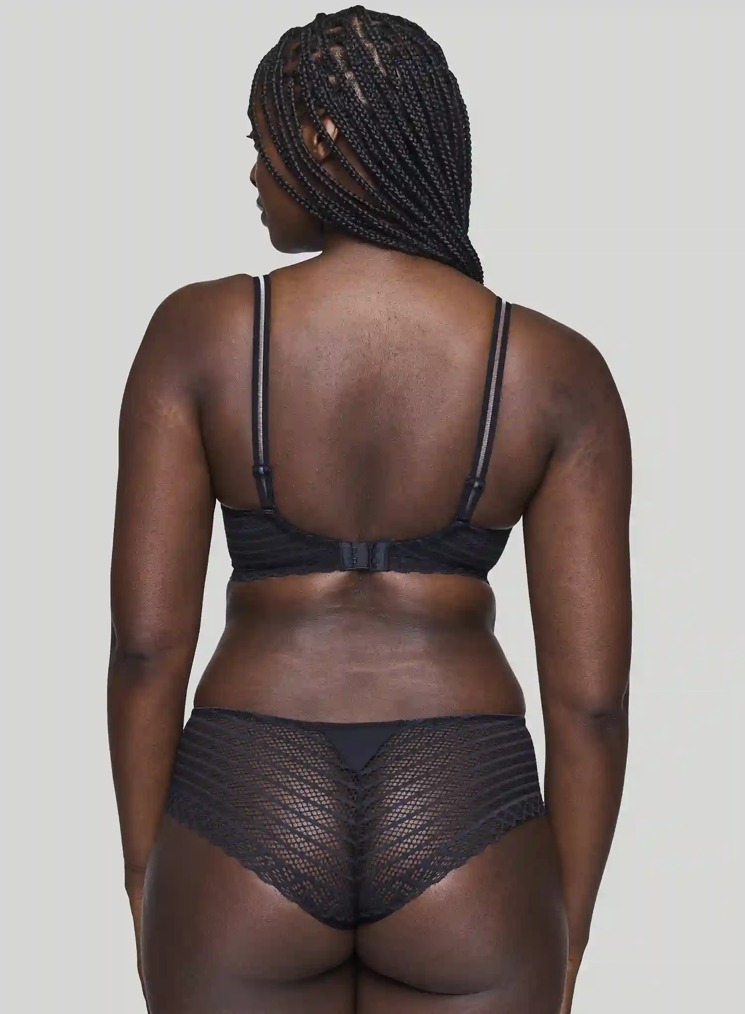 Primadonna Twist: East End Padded Heart Shape Bra Charcoal - Image 3