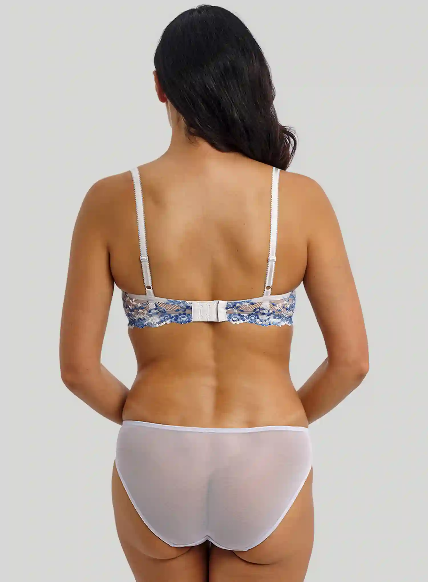 Wacoal: Embrace Lace Underwired Bra Micro Chip - Image 3