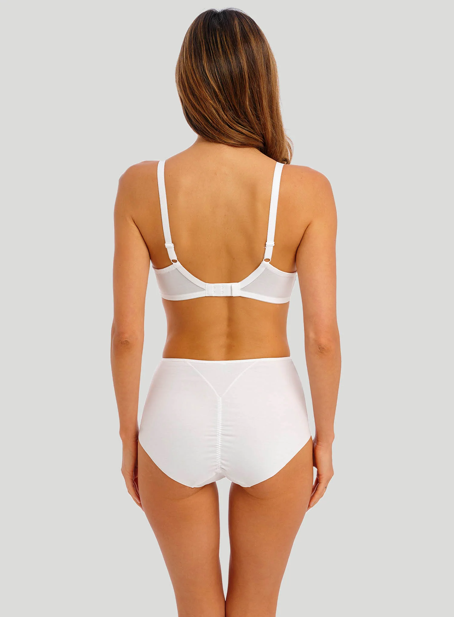 Wacoal: Lisse Underwired Moulded Spacer Bra White - Image 3